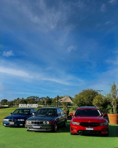Boulevard Laçador recebe exposição com mais de 100 carros da BMW